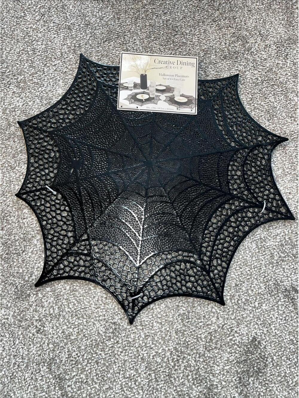 4 NEW HALLOWEEN BLACK SPIDER WEB VINYL PLACEMATS BENSON MILLS FOR PARTY TABLE